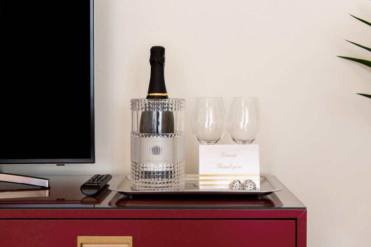 Madonna Montecchi Luxury Suite In Верона Екстериор снимка